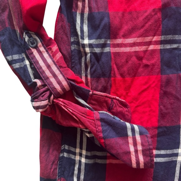 Woolrich Women’s Classic Red Plaid Button Down Shirt, Size Small, Rayon - Picture 4 of 6